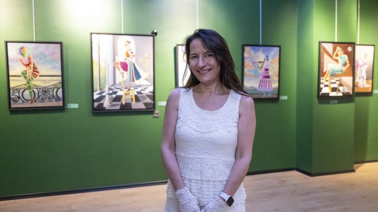 Ressam Nazende Yücel'in 'Renkler ve Kadınlar' Sergisi Ankara'da — Prime Yaşam-İM Sanat Galerisi'nde