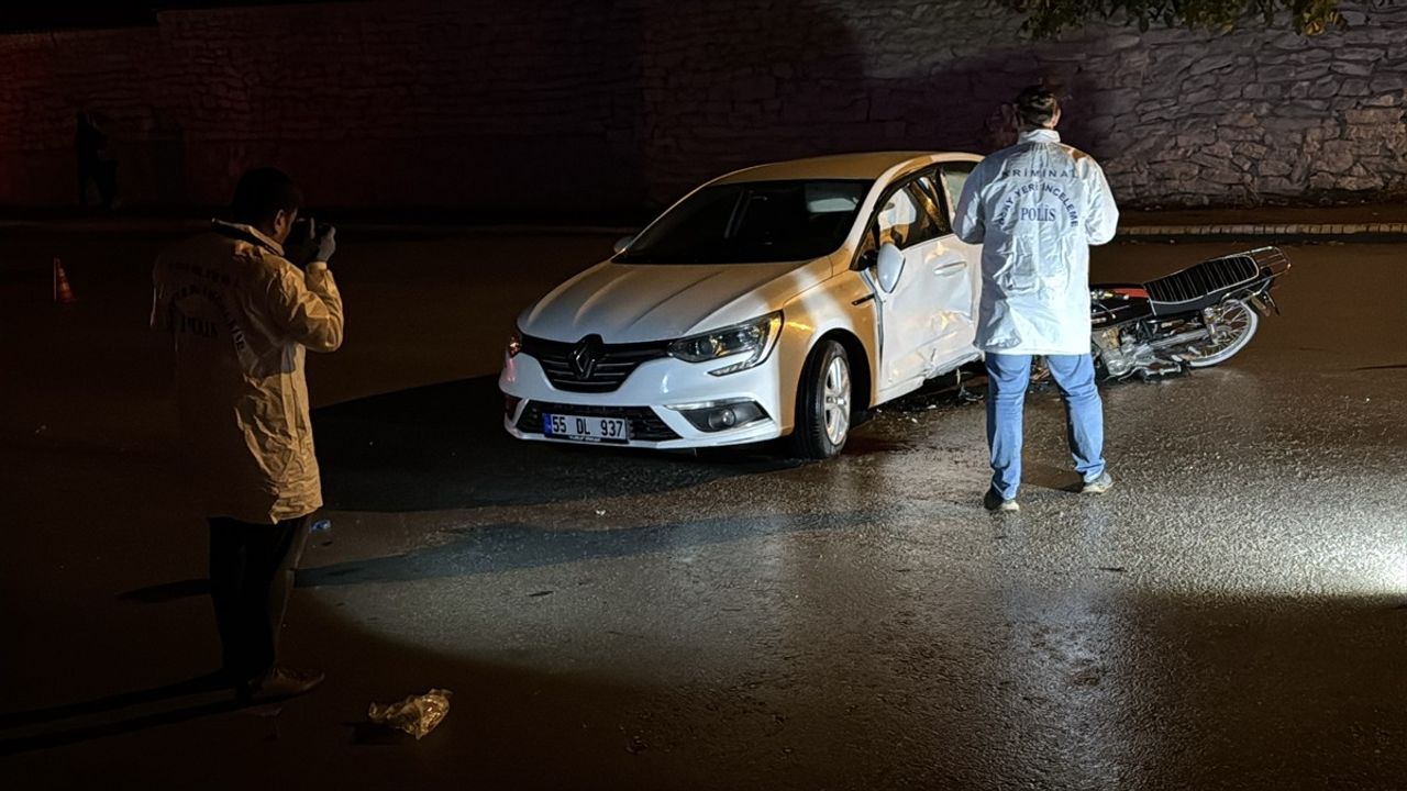 Safranbolu'da otomobil ile motosiklet çarpıştı: 2 yaralı, 1'i ağır