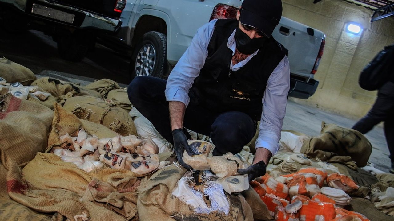 Şam kırsalında düzenlenen operasyonda 12 milyon kaptagon hapı ele geçirildi
