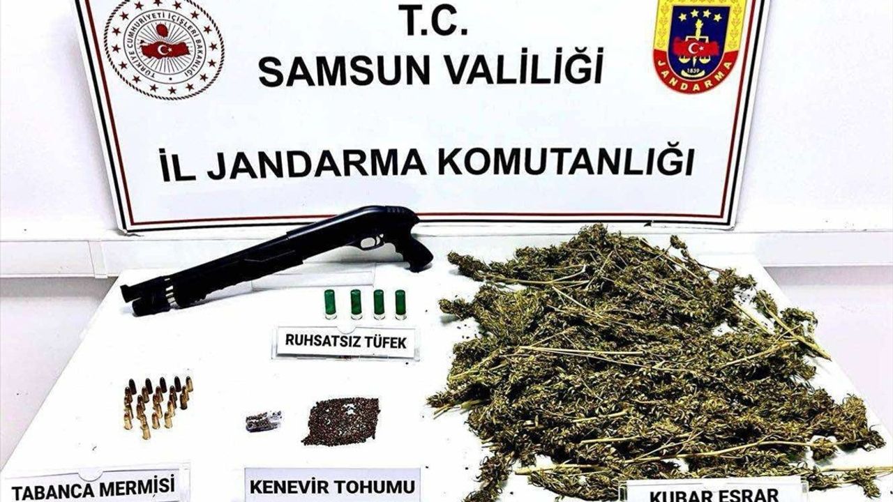Samsun Çarşamba'da evinde 2 kilo 565 gram kubar esrar ele geçirilen şüpheli gözaltına alındı