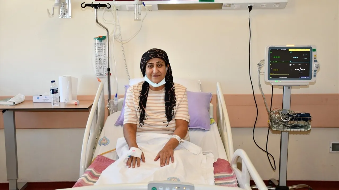 Şanlıurfa'da 9 yıldır tedavi gören kadın, yeğeninin karaciğer nakliyle sağlığına kavuştu