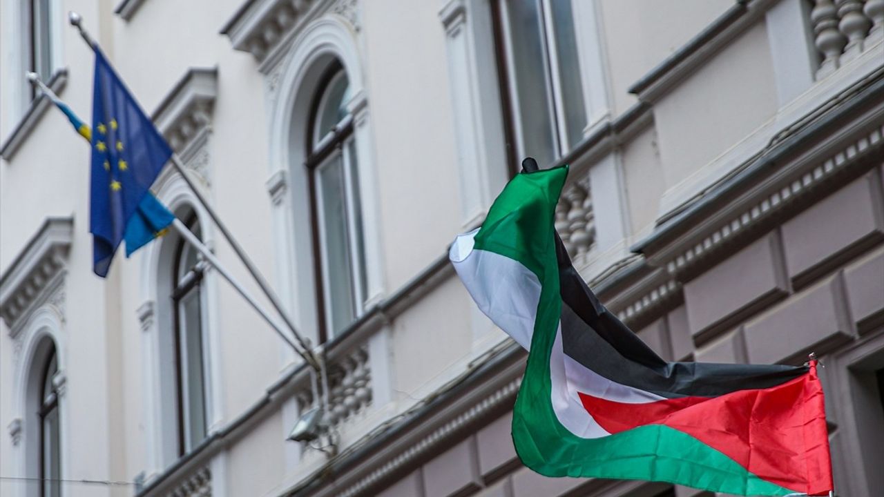 Saraybosna’da Bosna Hersekliler, Küresel Sumud Filosuna Destek İçin Yürüdü