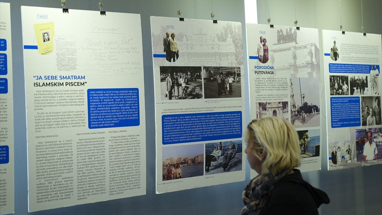 Saraybosna'da 'Doğumunun 100. Yılında Aliya İzetbegoviç'i Yeniden Anlamak' paneli düzenlendi