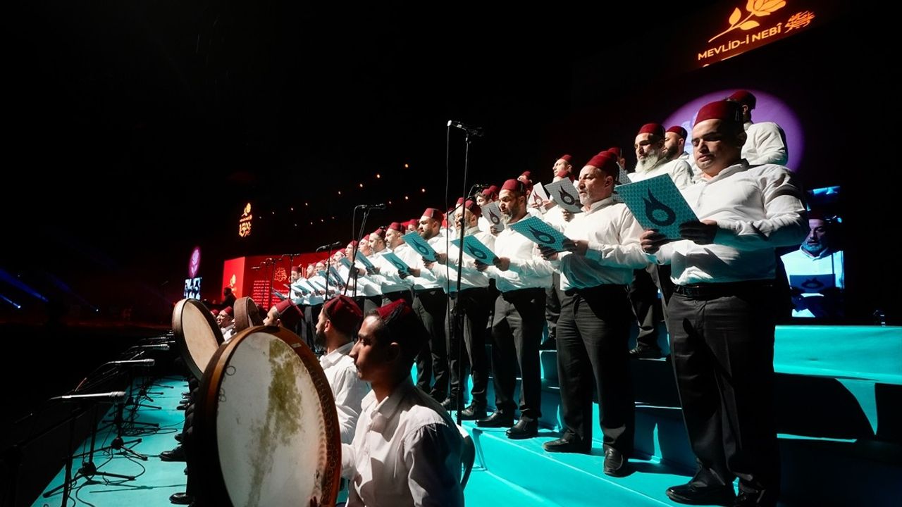 Semerkand Vakfı İstanbul'da 'Mevlid-i Nebi 1500. Yıl' Programını Gerçekleştirdi