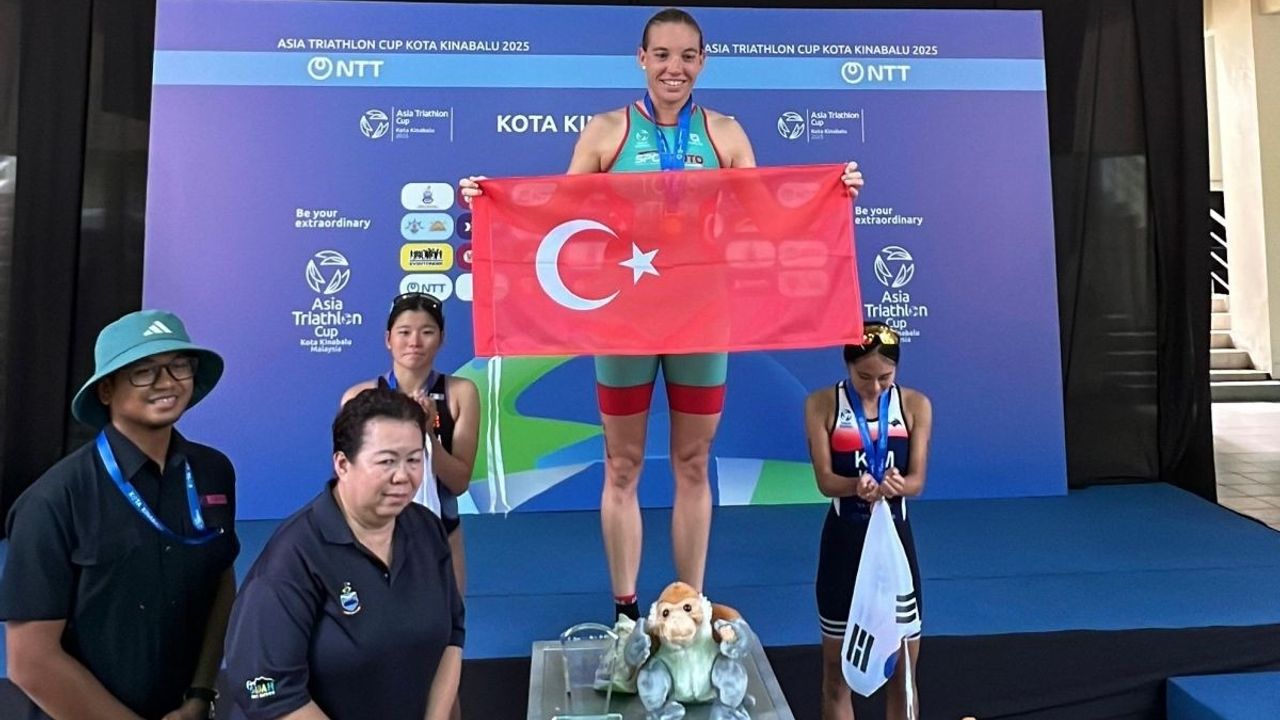 Sinem Francisca Tous, Malezya'da Asya Triatlon Kupası'nda Altın Madalya Kazandı