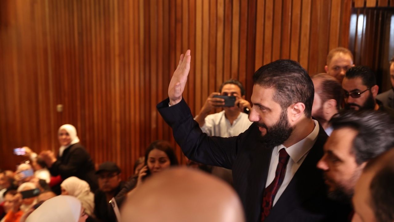 Suriye'de Esed Rejiminin Yıkılmasının Ardından İlk Halk Meclisi Seçimleri 11 İlde Başladı