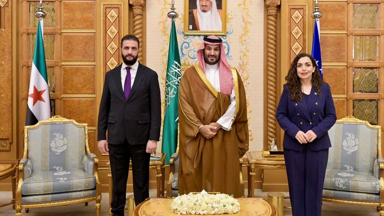 Suriye, Kosova'yı resmen tanıdı: Riyad'daki üçlü görüşmede karar