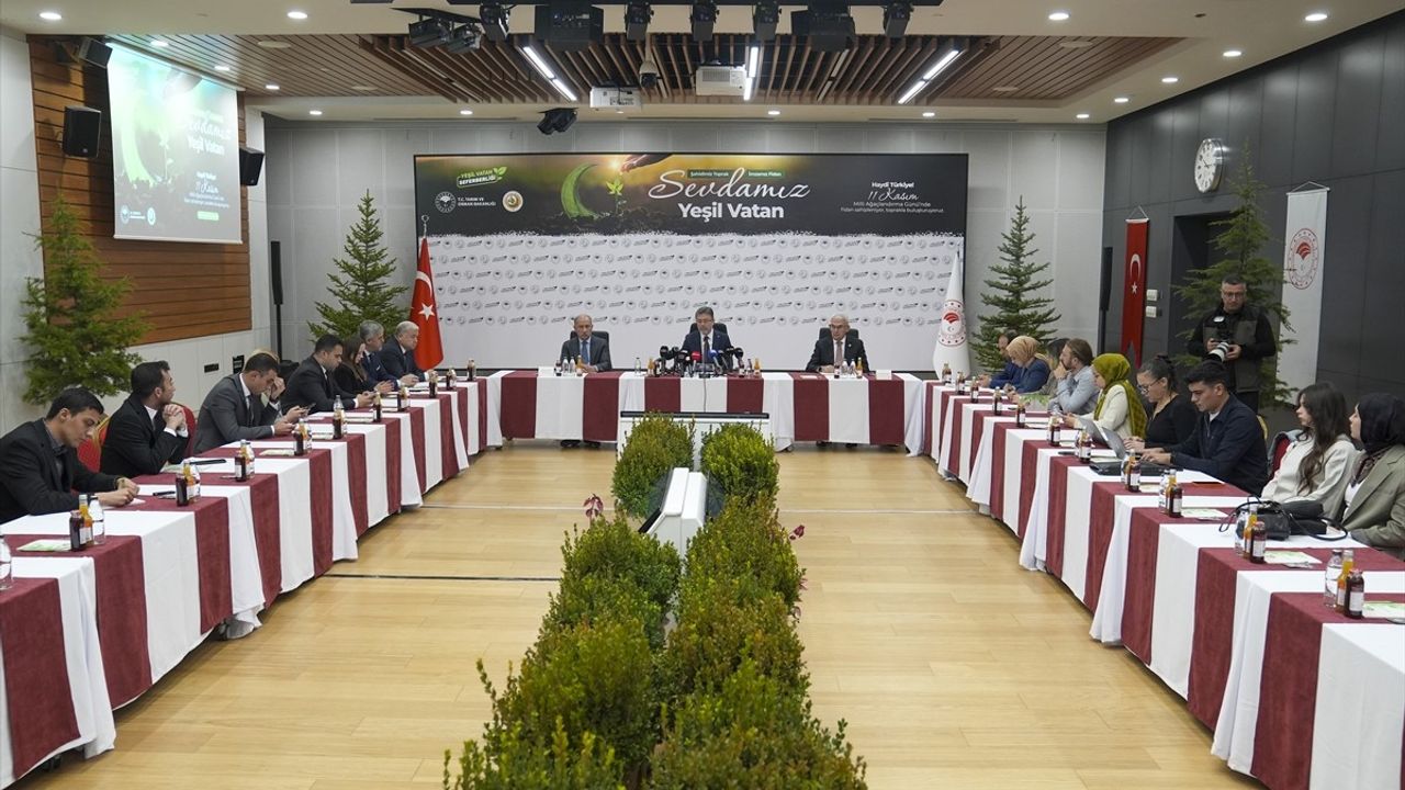 Tarım ve Orman Bakanı Yumaklı: Yeşil Vatan Seferberliği ile 1 yılda 550 milyon fidan ve tohum hedefi