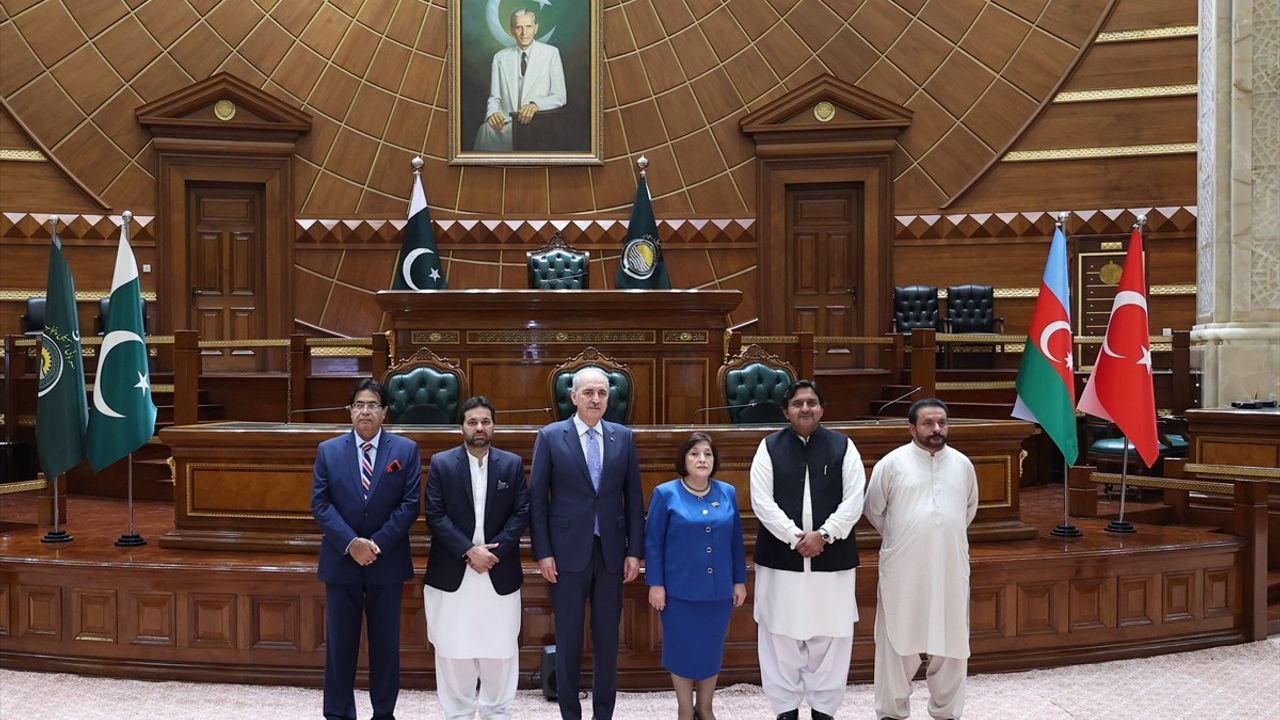 TBMM Başkanı Kurtulmuş, Lahor'da Pencap Eyalet Meclisi'ni ziyaret etti