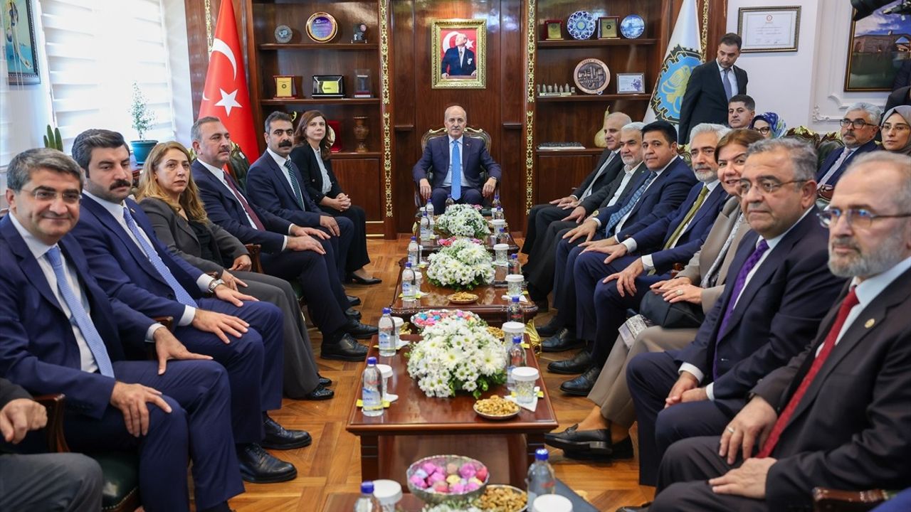 TBMM Başkanı Numan Kurtulmuş Diyarbakır'da Valilik ve Büyükşehir Belediyesini Ziyaret Etti