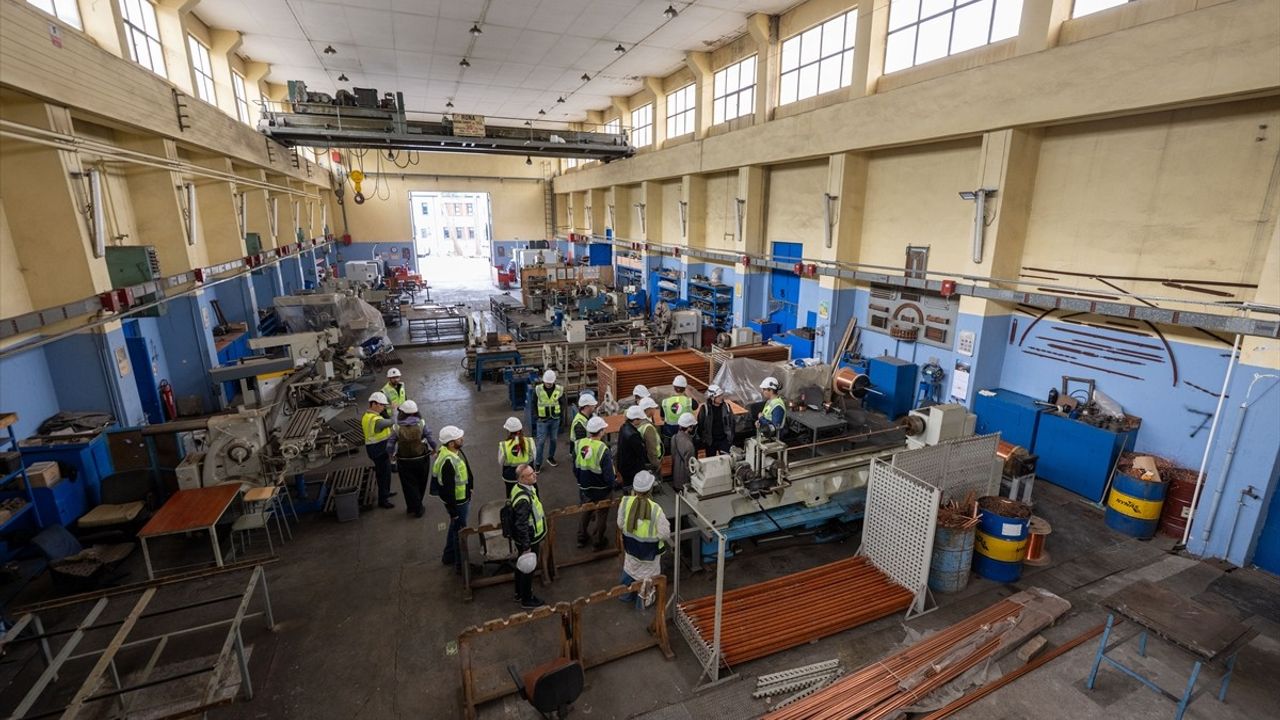 TESAB, Küresel Hidroelektrik Günü'nde Sarıyar HES'i ziyaret etti — Rehabilitasyonla 80 yıl daha hizmet hedefleniyor