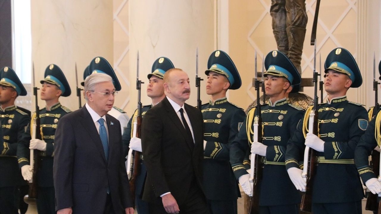 Tokayev ve Aliyev, Orta Koridoru Geliştirme Projesi'ni İnceledi