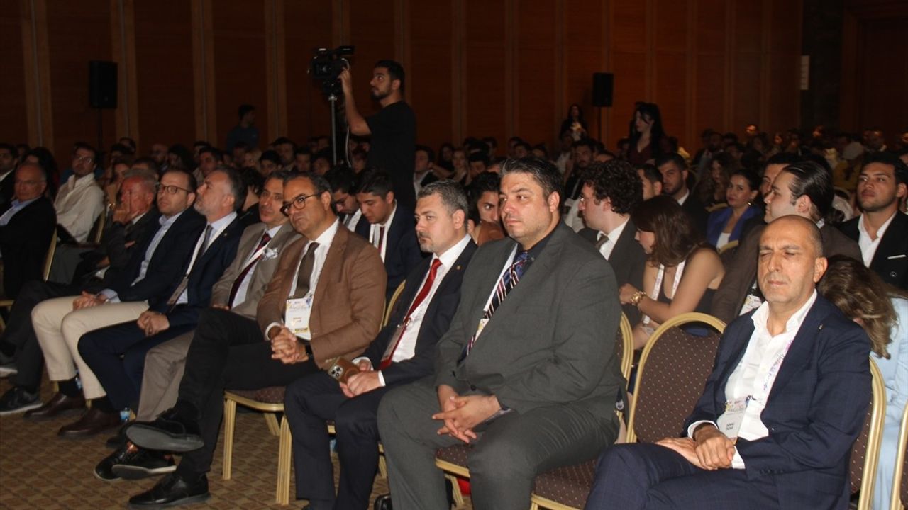 TPRECD 47. Ulusal Kurultayı Antalya'da başladı: 800'e yakın cerrah ve 27 ülke katılıyor