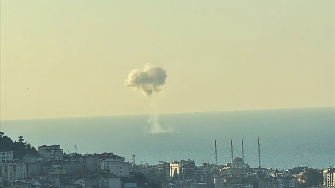 Trabzon açıklarında bulunan insansız deniz aracı SAS ekipleri tarafından kontrollü şekilde imha edildi