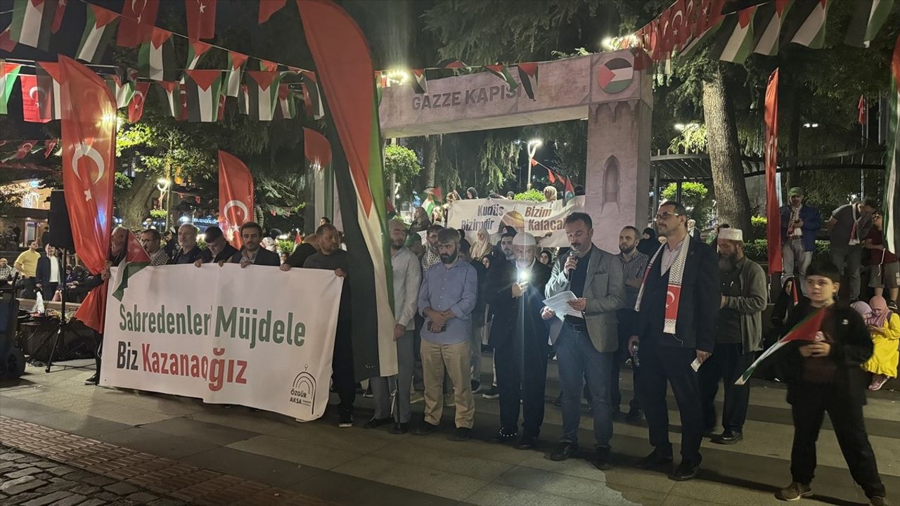 Trabzon'da Gazze'ye Yönelik Saldırılar Protesto Edildi: Özgür Aksa Platformu Talepleri