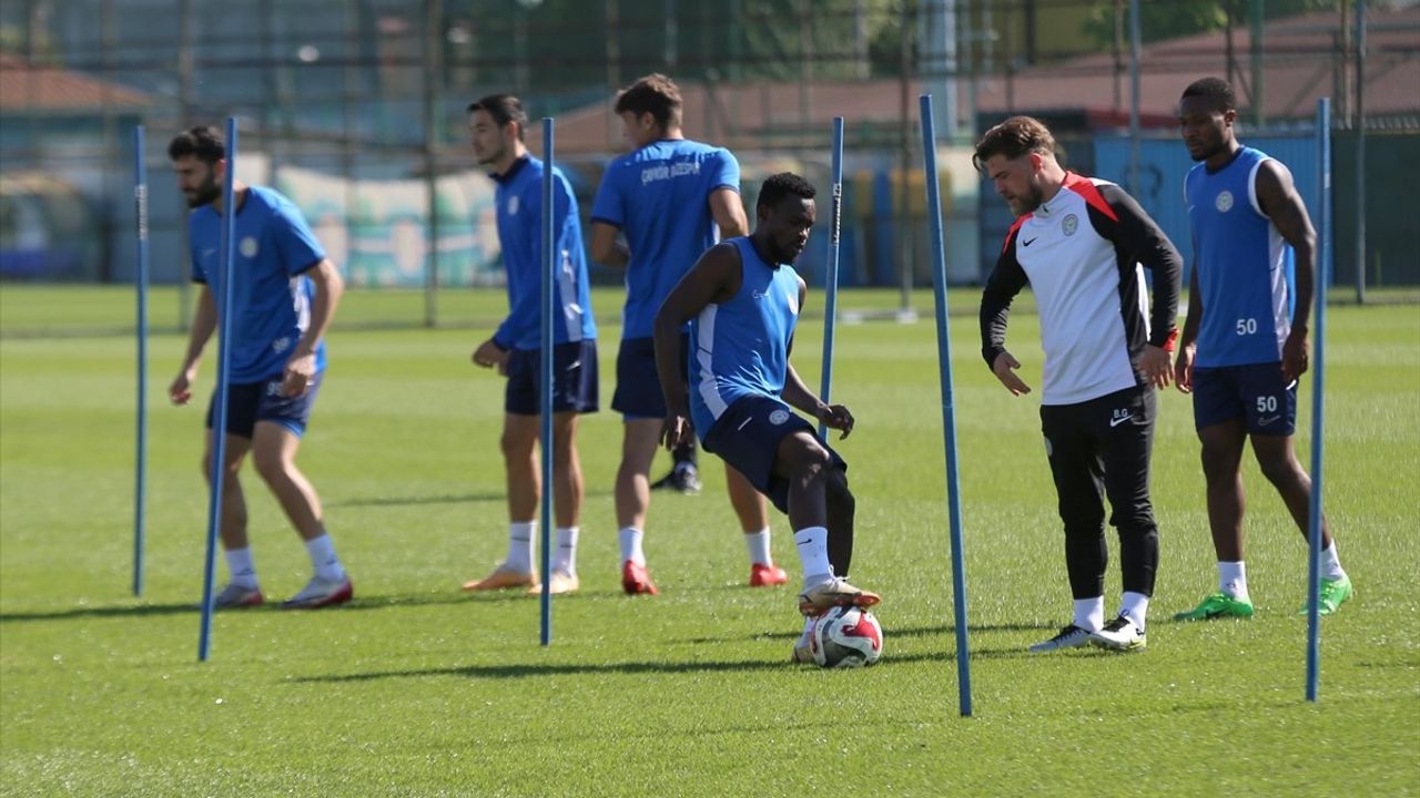 Trabzonspor, Çaykur Rizespor maçı hazırlıklarını Mehmet Ali Yılmaz Tesisleri'nde sürdürdü