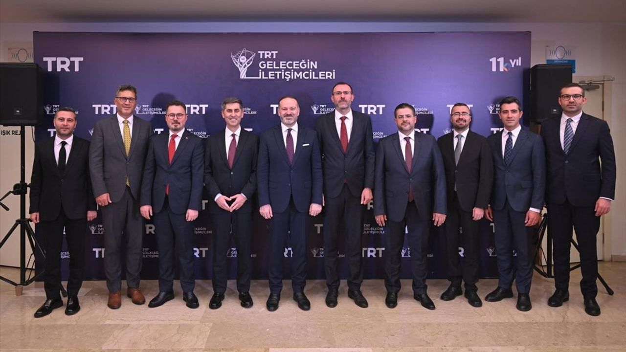 TRT'nin 'Geleceğin İletişimcileri' yarışmasında ödüller sahiplerini buldu