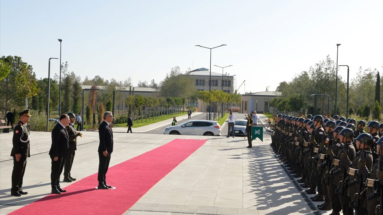 Tufan Erhürman, KKTC'nin 6. Cumhurbaşkanı olarak yemin etti