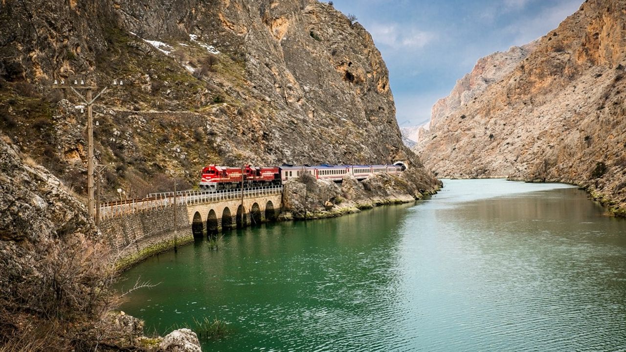 Turistik Doğu Ekspresi biletleri 27 Ekim'de satışa çıkıyor; 2025-2026 kış seferleri 22 Aralık'ta başlıyor
