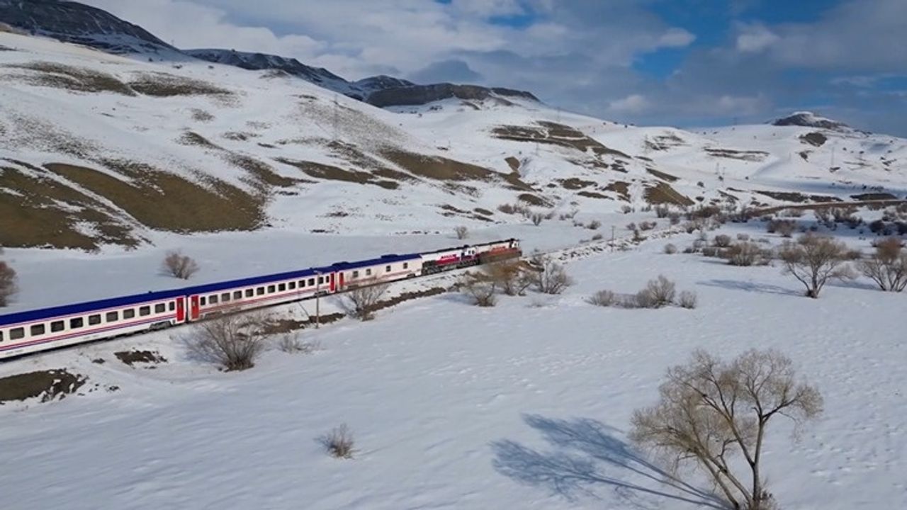 Turistik Doğu Ekspresi Fiyatları Ne Kadar? 2025-2026 Biletleri İçin Beklenen Gün Geldi! İşte Sefer Detayları