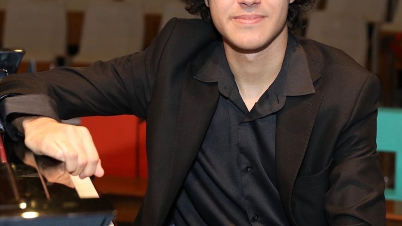 Türk genç piyanistler, 15. Uluslararası Prenses Lalla Meryem Piyano Yarışması'nda 2 birincilik ve 1 ikincilik kazandı