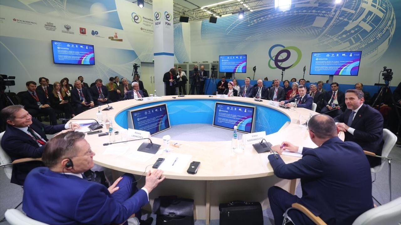 Türkiye elektrifikasyon stratejisini nükleer enerji merkezli yol haritasıyla belirliyor