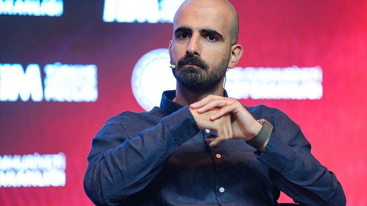 Türkiye Innovation Week 2025'te 'İnovasyonun Kaynağı' ve 'Yapay Zeka ile Tasarımın Evrimi' panelleri