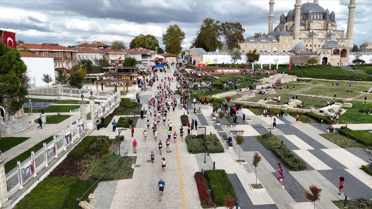 Türkiye Oryantiring Şampiyonası 1. Kademe ve Bayrak Yarışları'nda ilk gün tamamlandı