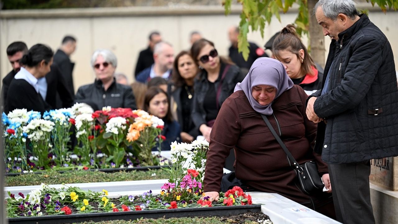 TUSAŞ şehitleri saldırının birinci yılında mezarları başında anıldı