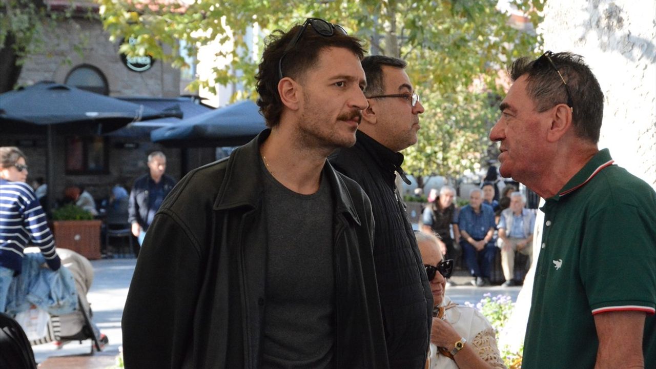 Uraz Kaygılaroğlu'nun 82 yaşındaki babaannesi Nezahat Kaygılaroğlu Balıkesir'de toprağa verildi