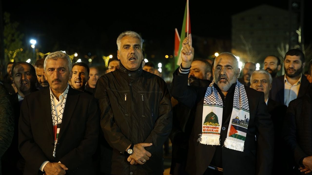 Van, Muş ve Bitlis'te 'Küresel Sumud Filosu'na Saldırıya Tepkiler