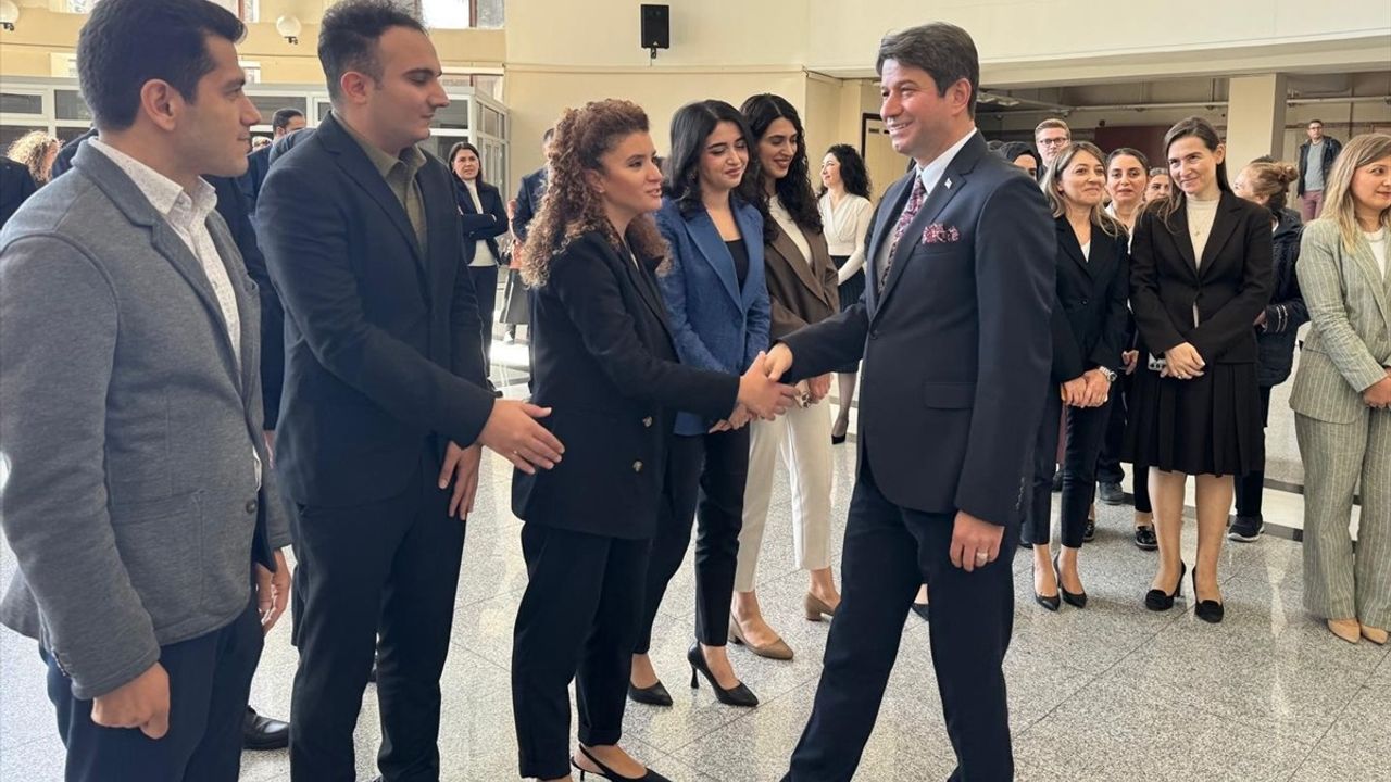 Yargıtay Cumhuriyet Savcılığına Atanan Hüseyin Gümüş İçin Bakırköy Adliyesi'nde Uğurlama Töreni