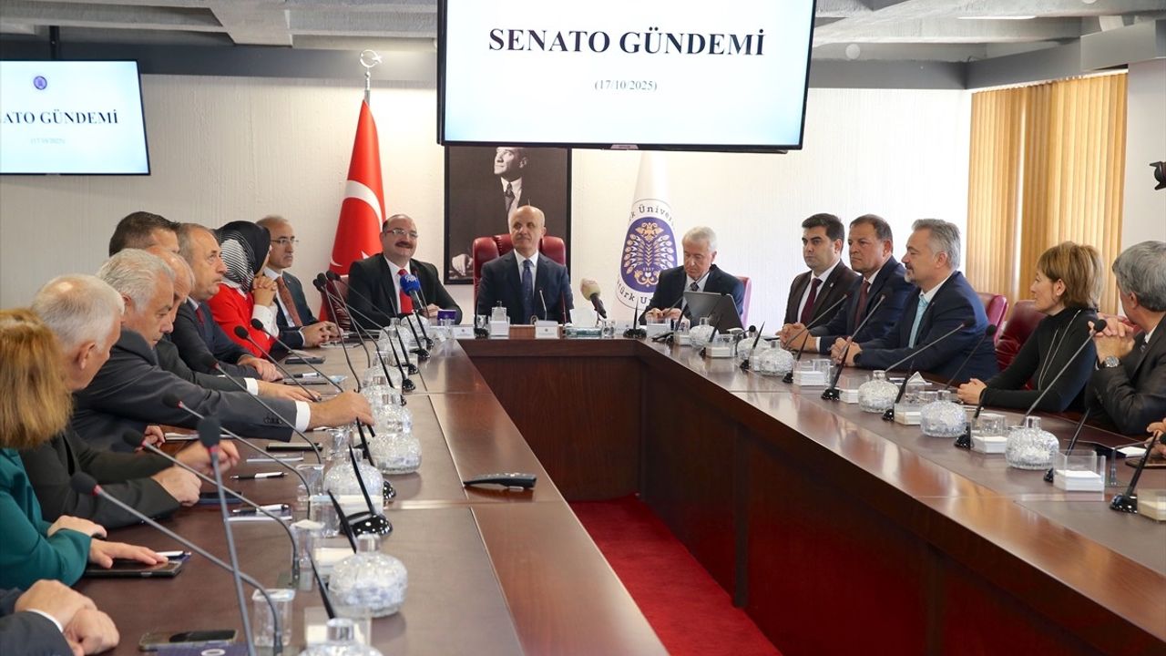 YÖK Başkanı Özvar: Programlarda sadeleştirme ve uygulamalı eğitime öncelik verilecek