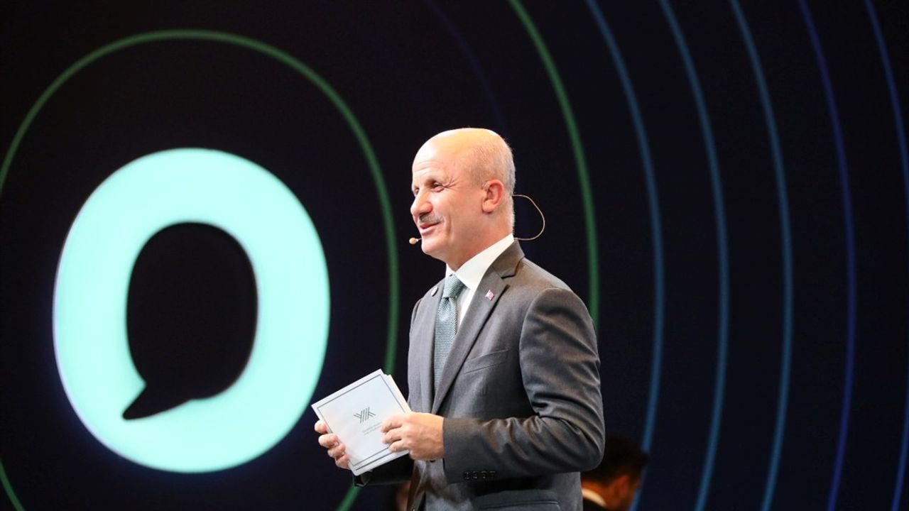 YÖK Başkanı Özvar: Üniversite kampüslerinde kişi başına düşen doğrudan karbon emisyonu 493 kilogram seviyesine geriledi