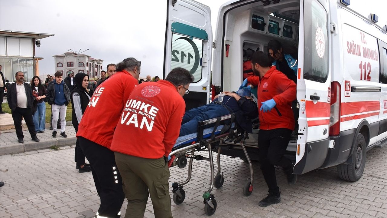 YYÜ Dursun Odabaş Tıp Merkezi'nde AFAD, UMKE ve 112 ile kapsamlı afet tatbikatı