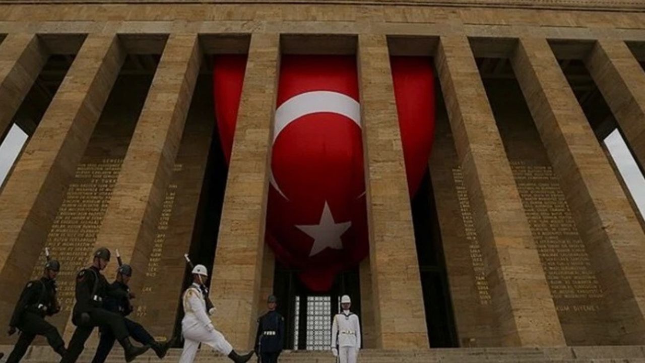 10 Kasım Pazartesi Okullar Tatil Mi? İlkokul, Ortaokul ve Liseler İçin Beklenen Haber Geldi