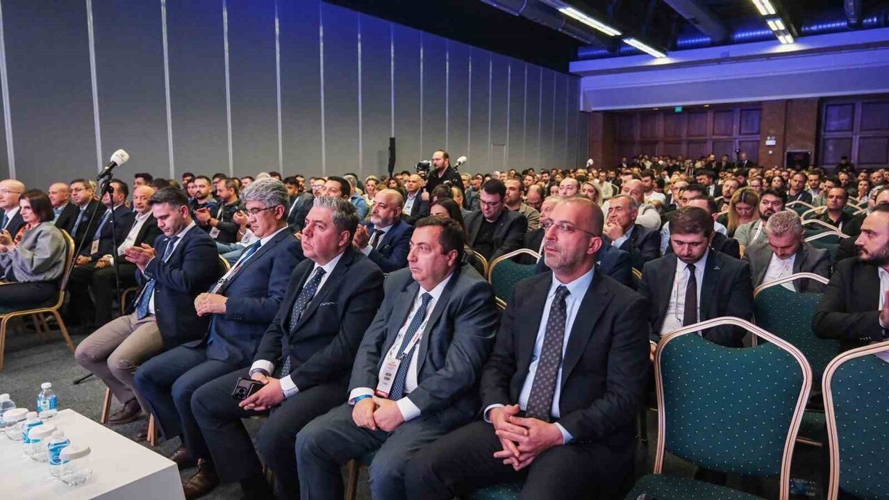 2. Ulusal Biyomedikal Kongresi Marmaris'te: Sektör 75 Firma ve 800+ Katılımcıyla Bir Araya Geldi