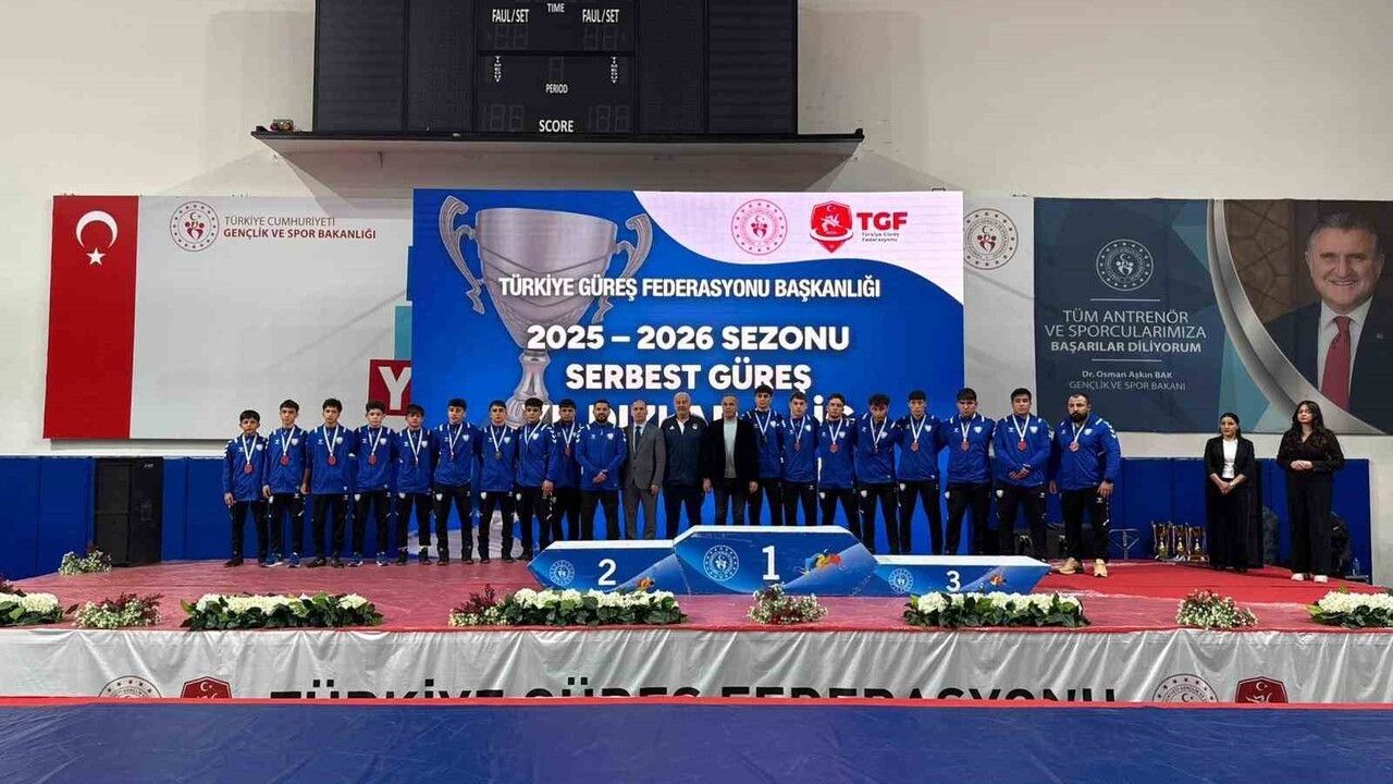 2025-2026 Serbest Güreş Yıldızlar Ligi Ankara'da tamamlandı: Ankara TEDAŞ birinci oldu