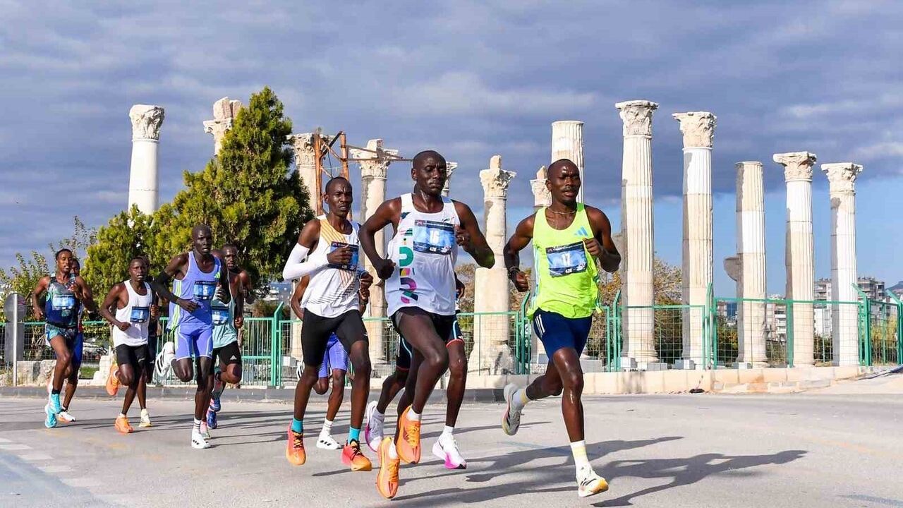 7. Uluslararası Mersin Maratonu 14 Aralık’ta: 30 ülkeden elit atletler ve binlerce amatör bir arada