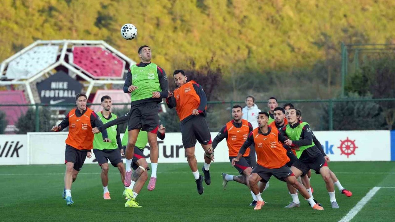 A Milli Takım, Bulgaristan Maçı Hazırlıklarını İstanbul'da Sürdürdü