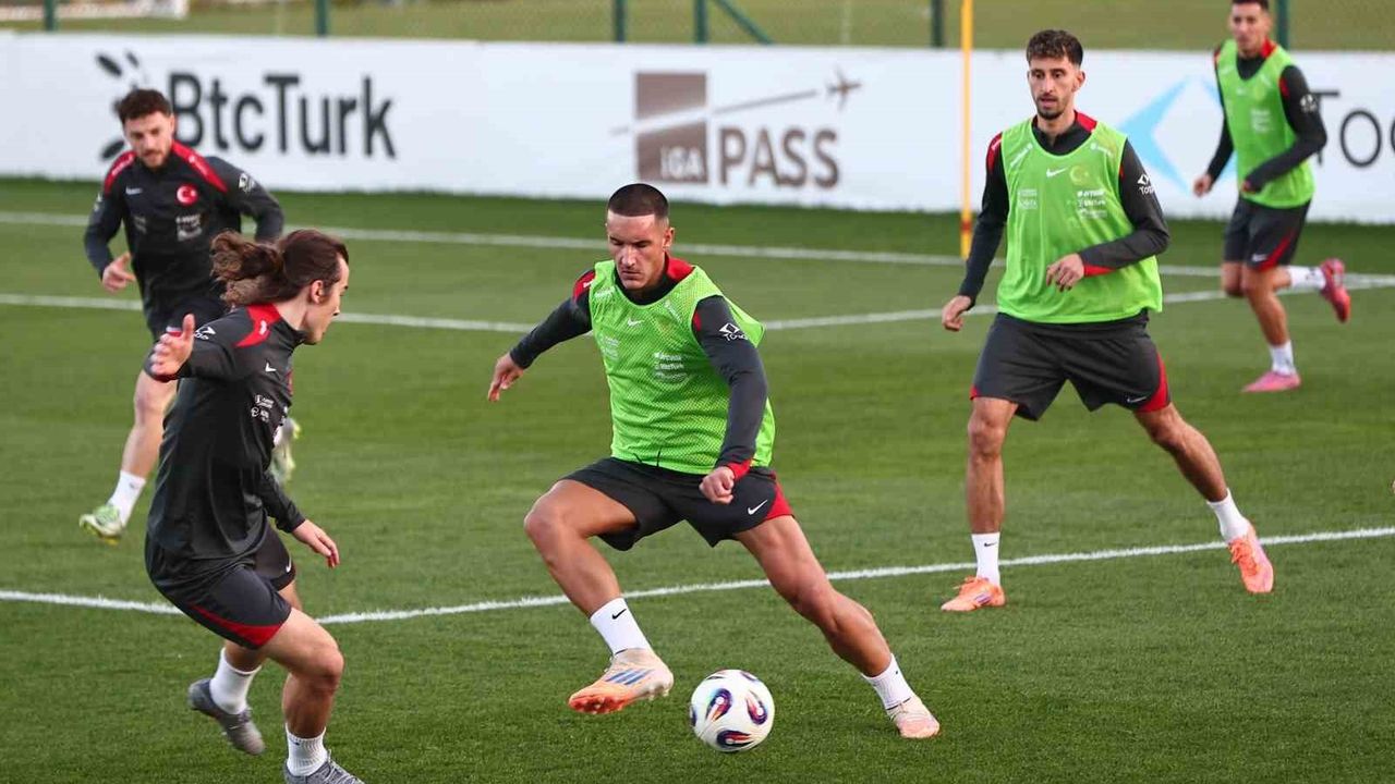 A Milli Takım İspanya Maçı Öncesi Hazırlıklarını Sürdürdü