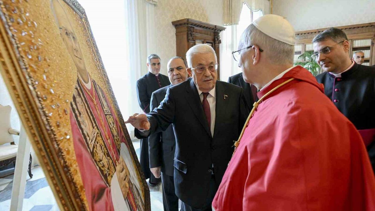 Abbas ile Papa 14’üncü Leo ilk görüşmede Gazze’ye yardım ve iki devletli çözümü görüştü