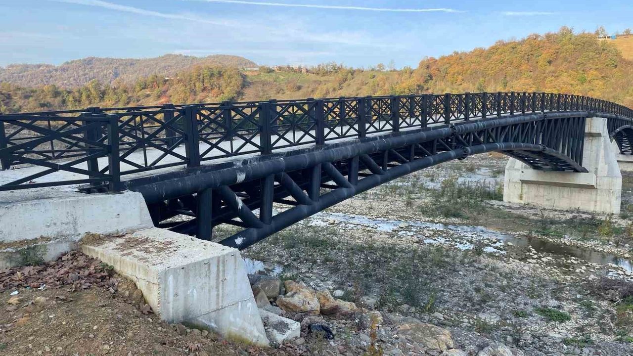 Abdipaşa’da taşınmalı sistem LNG depolama ve dağıtım sahası için çalışmalar başladı