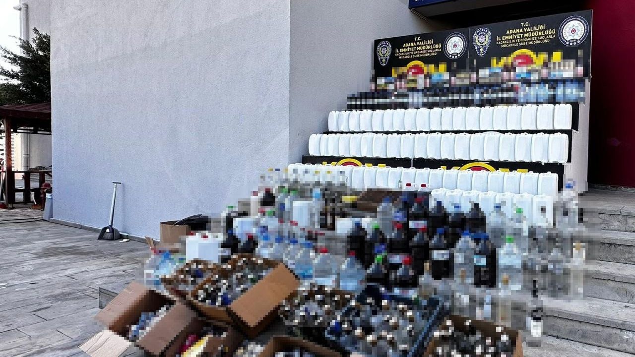 Adana’da kaçak içki operasyonu: 16 şüpheli gözaltına alındı, 706 litre ele geçirildi