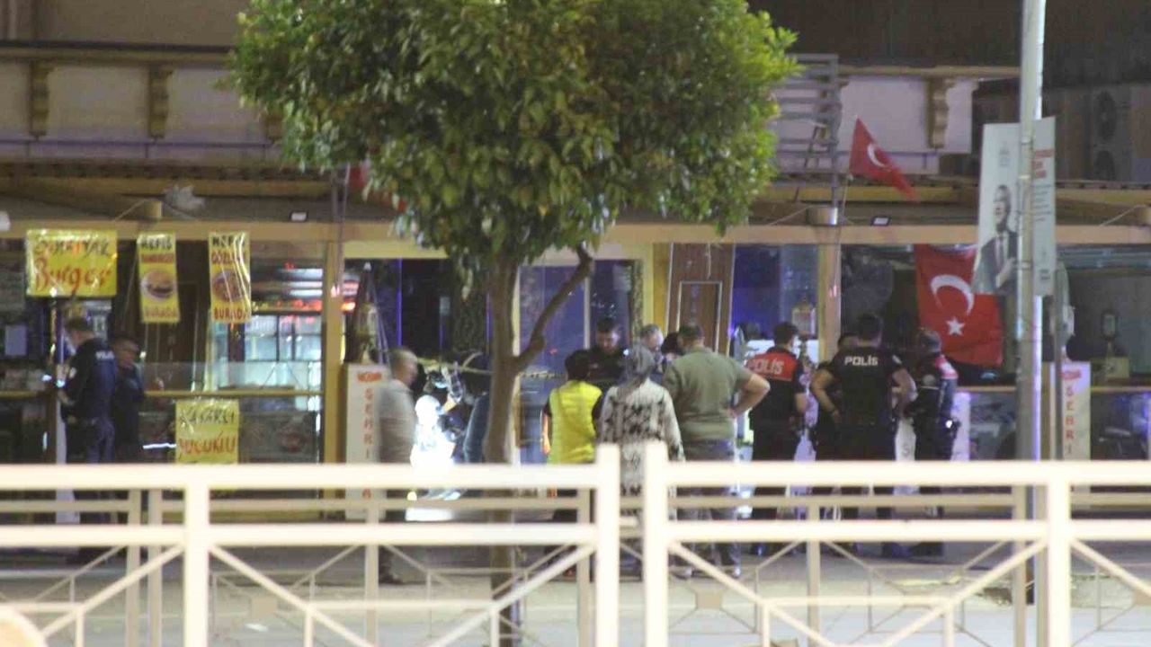 Adana'da kafe çalışanı, para isteyen akrabasını pompalı tüfekle bacağından yaraladı