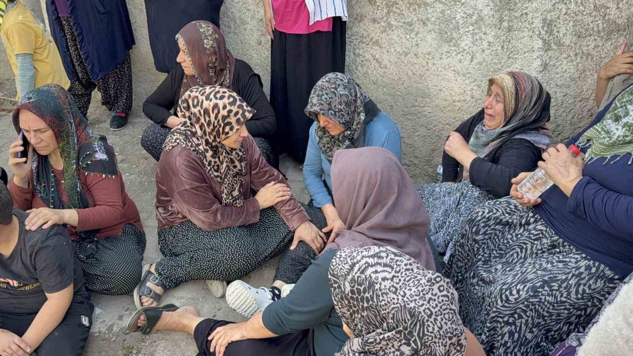 Adana'da semt pazarında silahlı saldırı: 2 ölü, 5 yaralı