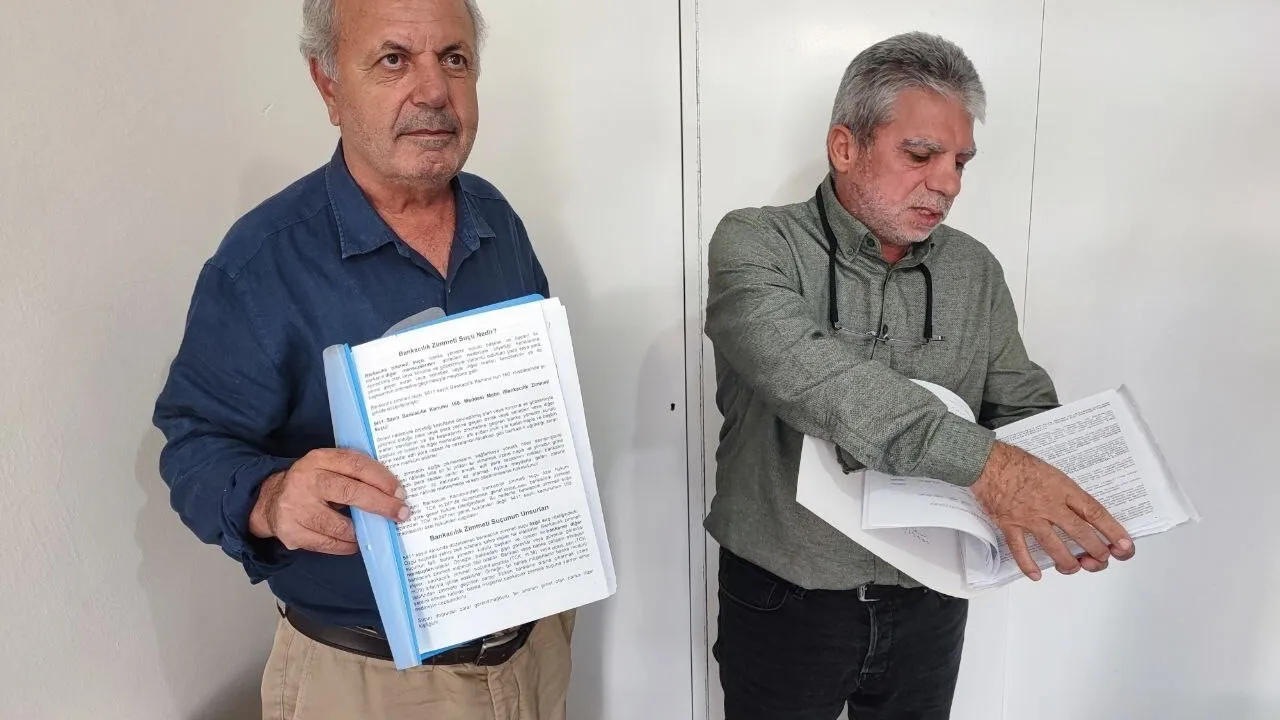 Adana'da Vakıfbank eski müdür yardımcısının müşterilerinin hesaplarından para çekildiği iddiası