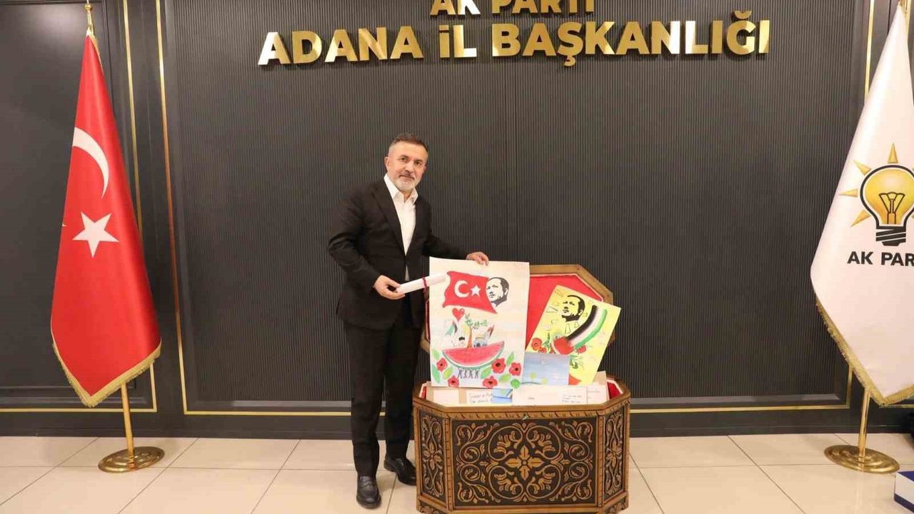 Adanalı çocukların 'Kardeşlik Sandığı' Cumhurbaşkanı Erdoğan’a takdim edildi