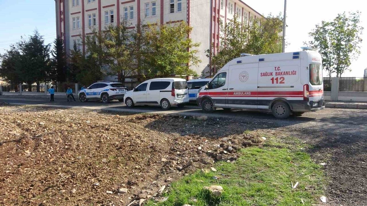 Adıyaman'da bıçaklı saldırı: Sokakta iki çocuk yaralandı
