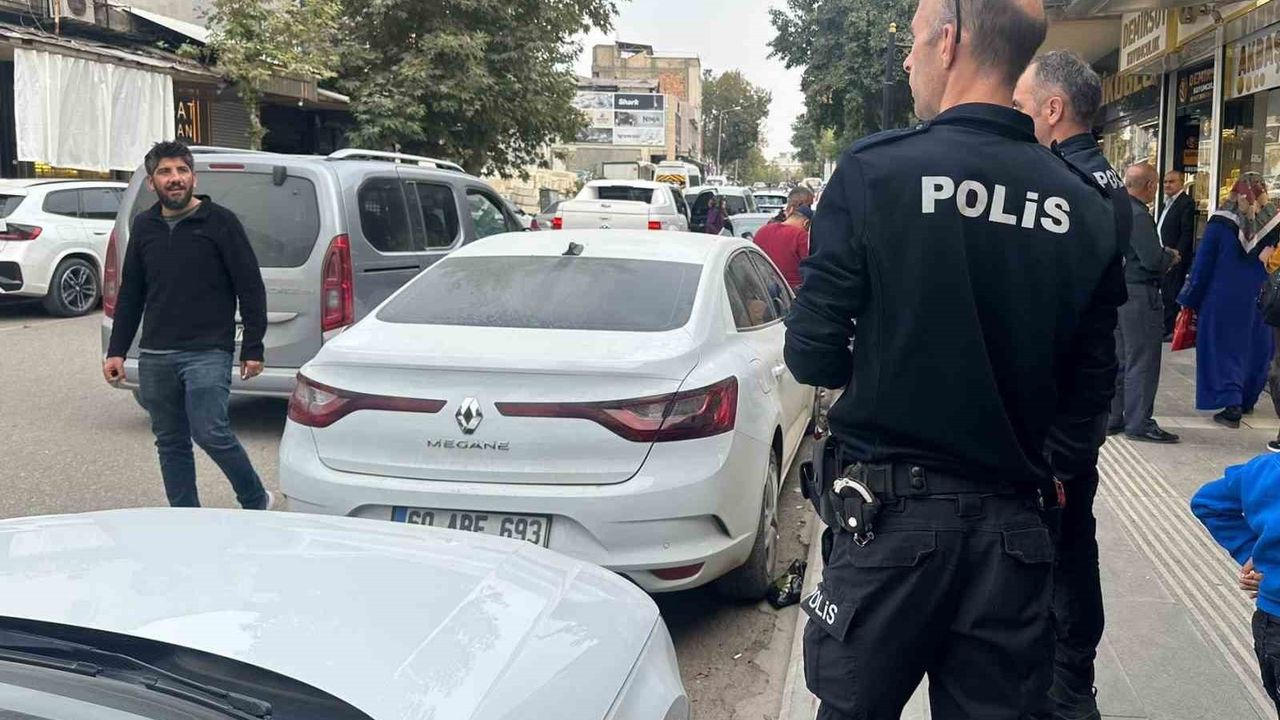 Adıyaman'da polis kılığındaki dolandırıcılık girişimi, ekiplerin müdahalesiyle engellendi